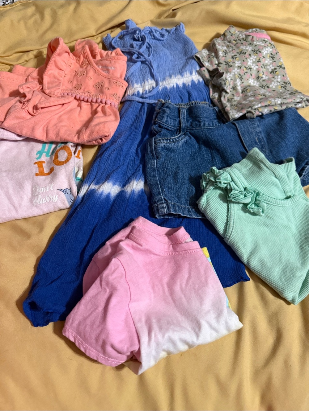 Lot of girls 2t summer clothes 1Blue Tie-Dye Dress, 4 shirts, 1 pair Jean shorts